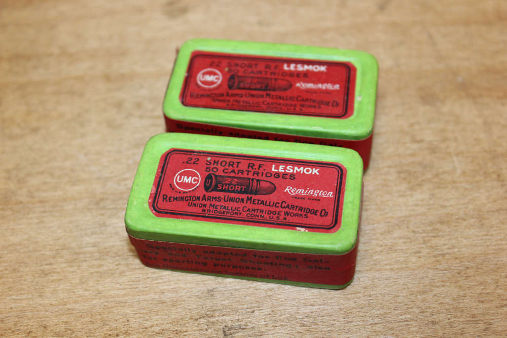 Sealed vintage Union Metallic Cartridge UMC Remington LESMOK .22Short ammo-img-0