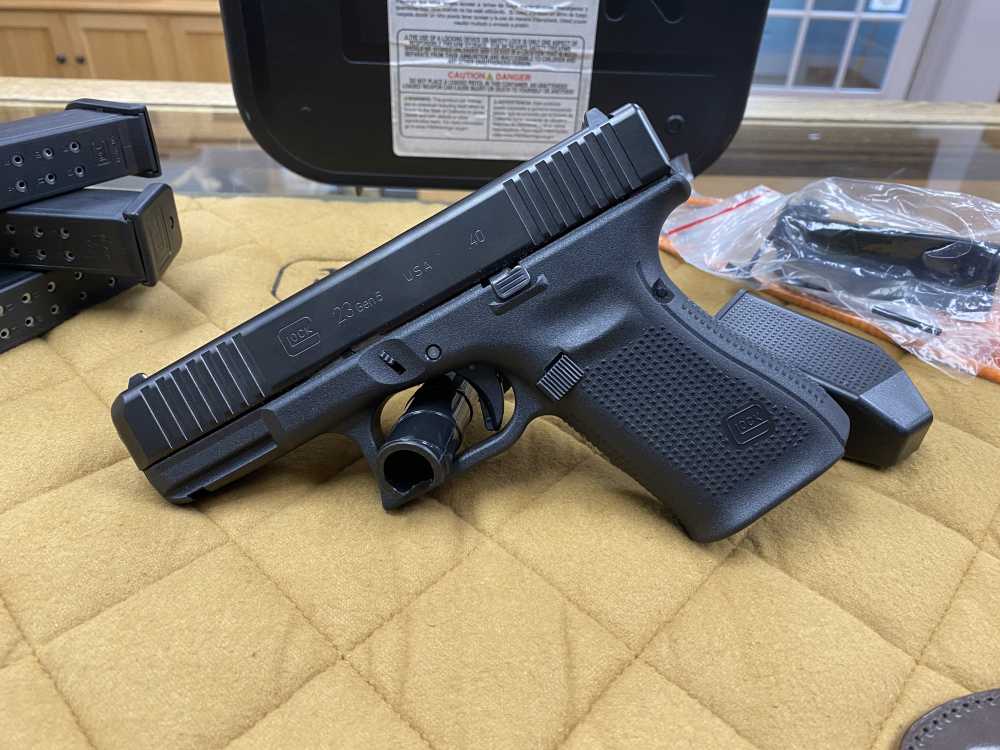 Glock G23 Gen5 40 S&W Unfired In Box-img-1