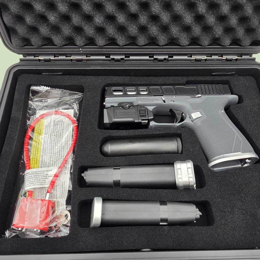 Custom G19 Grit Grips Gen3 clone 9mm optic ready with tac light-img-4