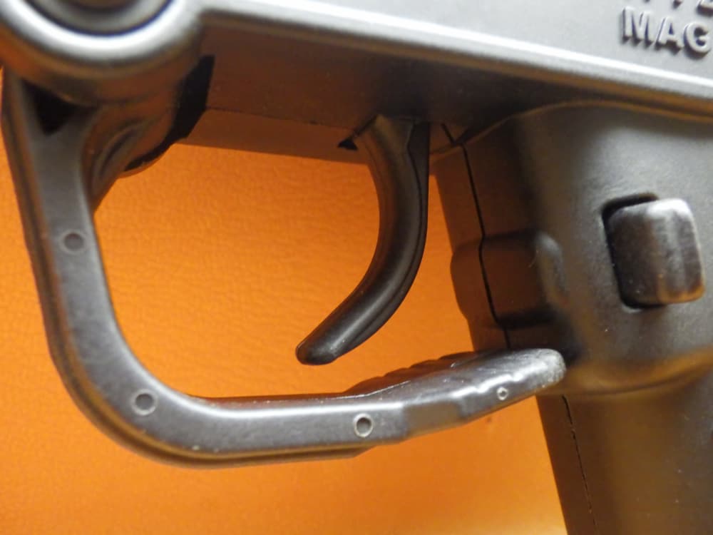 Keltec Sub 2000 Gen 2 .40 S&W 16.1" Threaded Bbl Accepts Glock Mags-img-12
