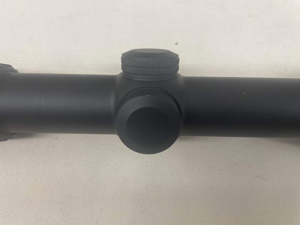 Trijicon AccuPoint 2.5-10x56 TR22R Red Triangle Post SFP-img-13