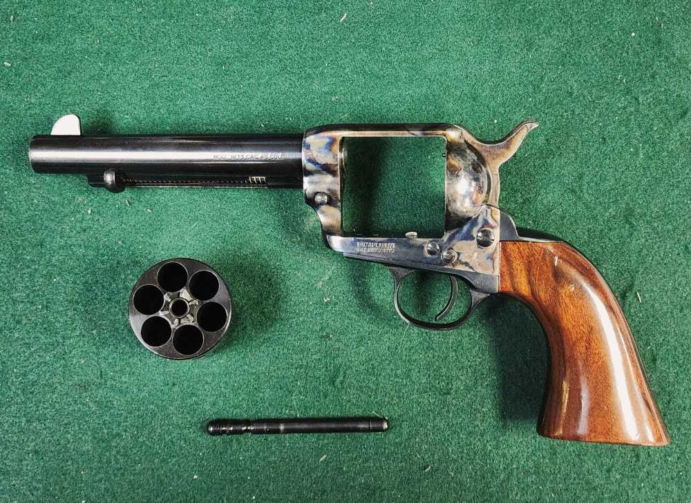 A. Uberti - Model 1873 - .45 Colt - 5" Barrel-img-3