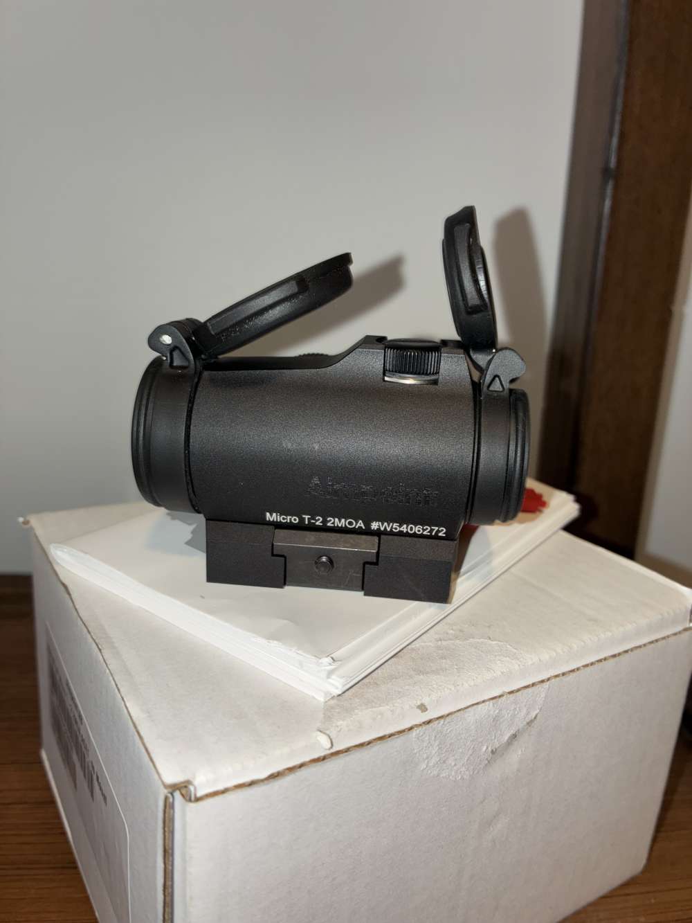 Aimpoint t-2 2 moa acet red dot-img-0