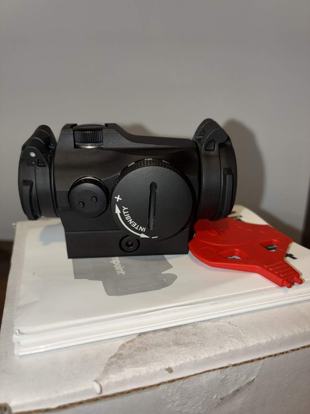 Aimpoint t-2 2 moa acet red dot-img-3