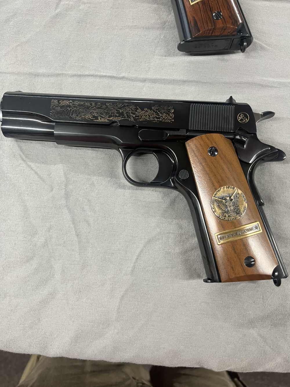 Colt World War Commemorative 1911 6 Gun set-img-6