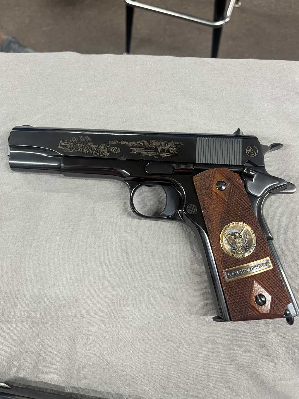 Colt World War Commemorative 1911 6 Gun set-img-5
