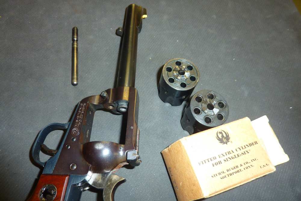Ruger Single-Six Old Model 22/22 Mag 5.5" bbl Revolver-img-11