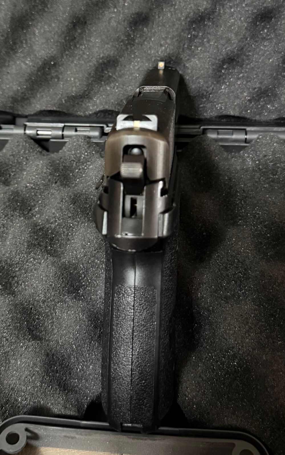 German Sig-Sauer P228 9mm Para Semi-Auto Pistol, Mfd: 1998-img-6