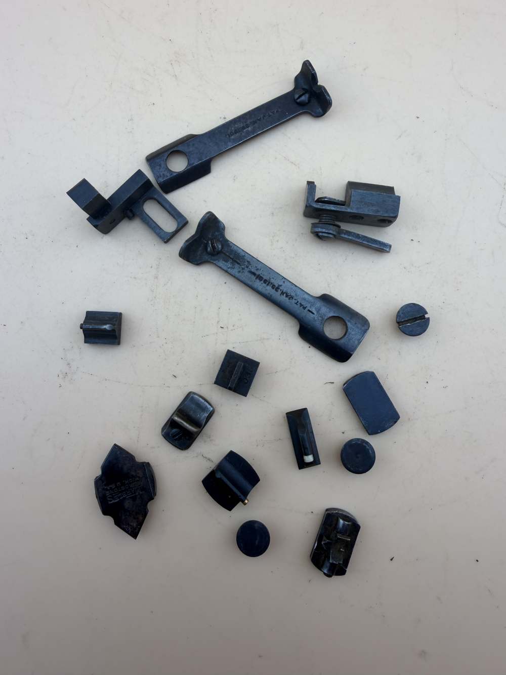 LARGE Lot of WINCHESTER Lever Action Small Parts-img-23