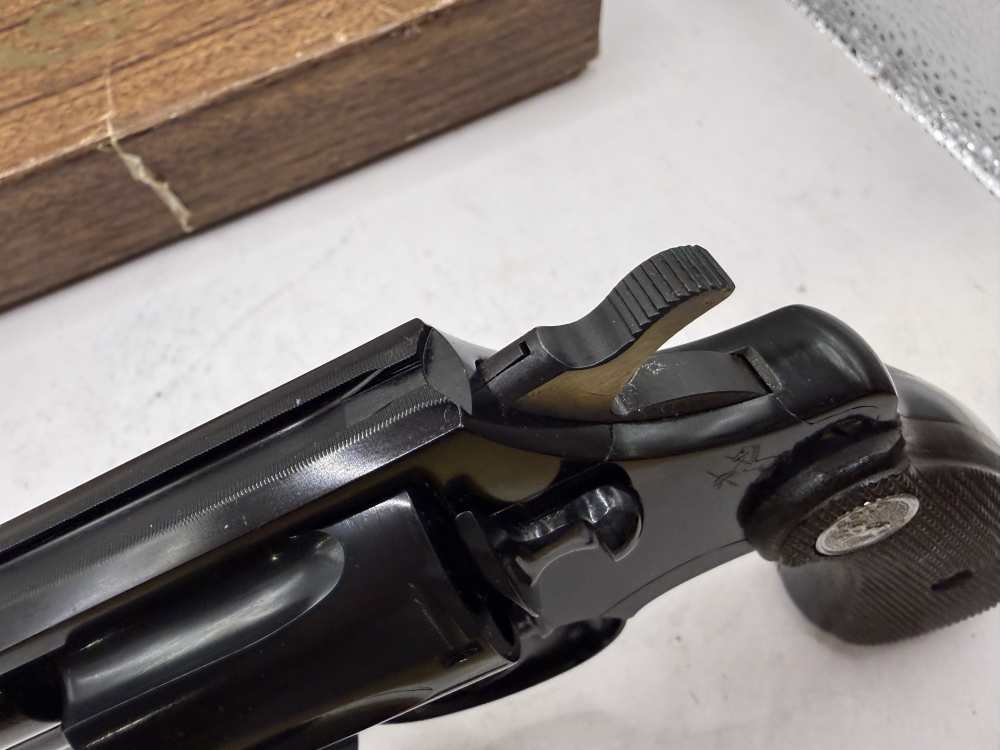 Colt Cobra First Issue Double Action Revolver original Box manual Mint 1964-img-11