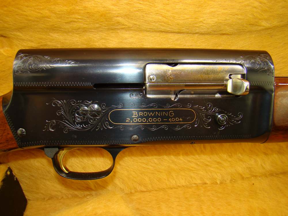 Browning Auto-5 Light Twelve Commemorative Two Millionth-1004 serial-img-5