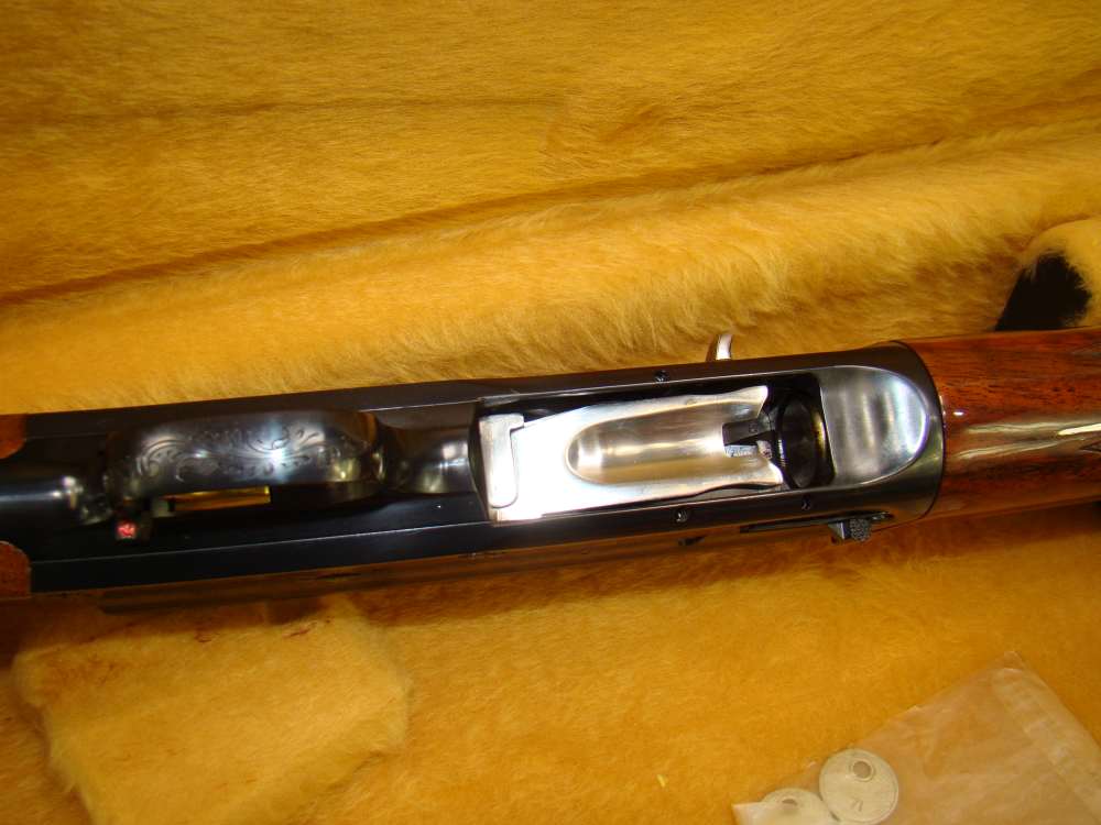 Browning Auto-5 Light Twelve Commemorative Two Millionth-1004 serial-img-11