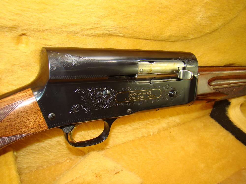 Browning Auto-5 Light Twelve Commemorative Two Millionth-1004 serial-img-7