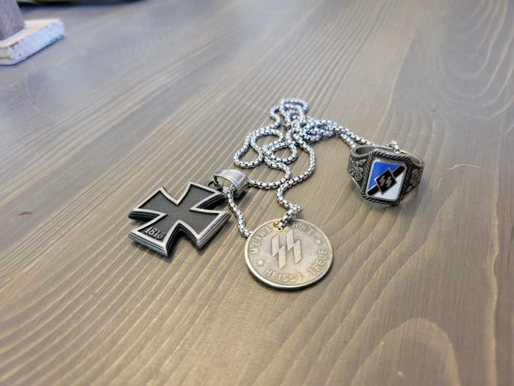Excellent Copy SS Officer's Ring Shilling & Pendant-img-0