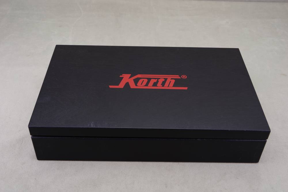 Exceptional & Scarce 2020 Korth Classic 44 Mag 6'' Black DLC 100% NIB-img-3