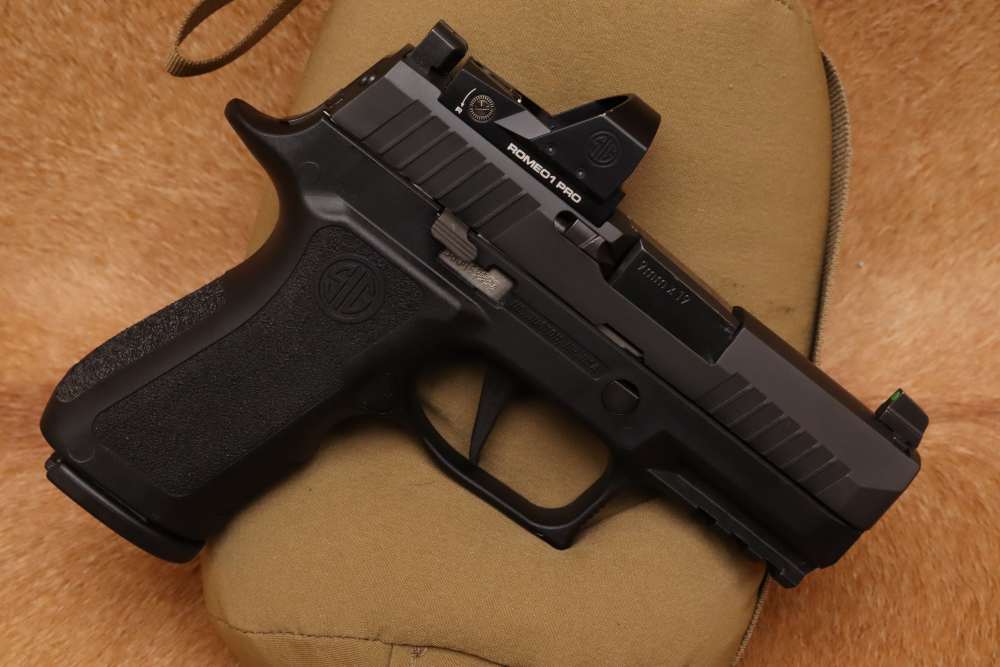 Sig Sauer P320C RXP 9mm 3.9" Semi-Automatic Pistol w/ Romeo1Pro-img-1