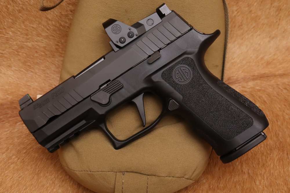 Sig Sauer P320C RXP 9mm 3.9" Semi-Automatic Pistol w/ Romeo1Pro-img-5