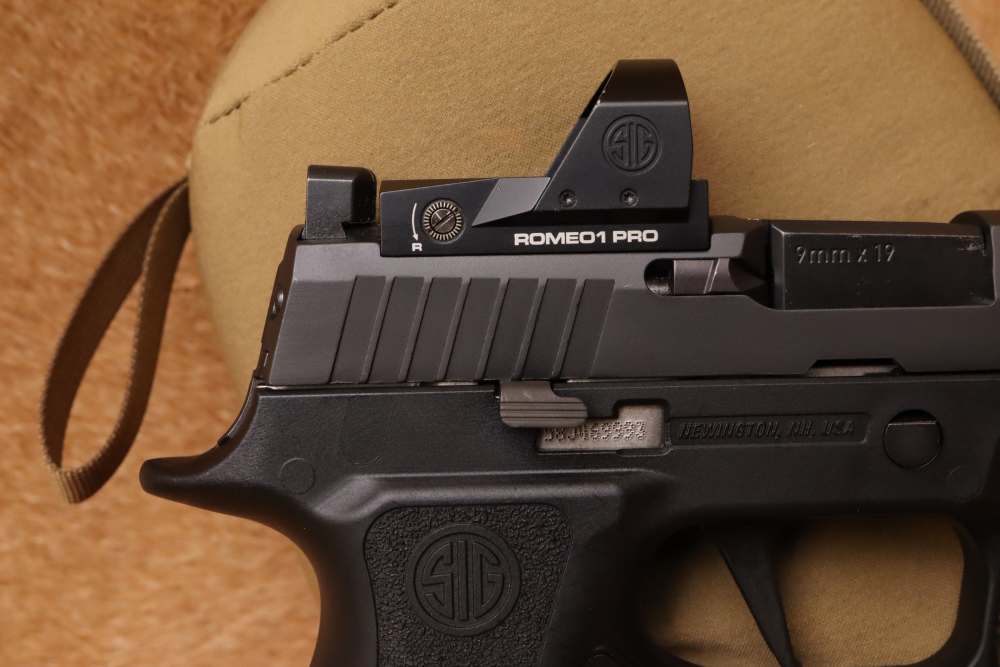 Sig Sauer P320C RXP 9mm 3.9" Semi-Automatic Pistol w/ Romeo1Pro-img-3