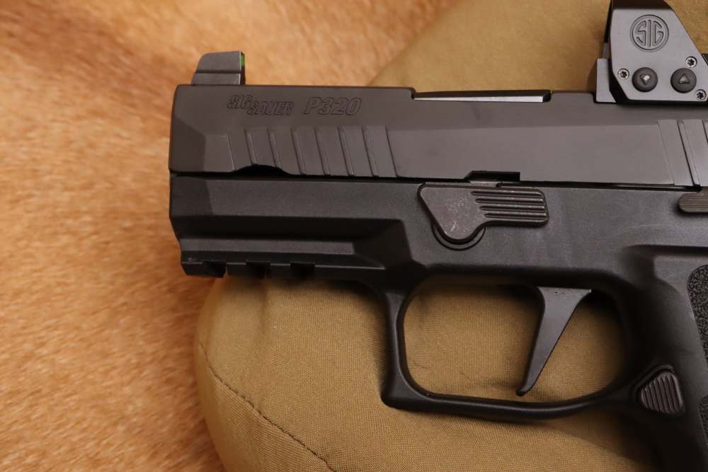 Sig Sauer P320C RXP 9mm 3.9" Semi-Automatic Pistol w/ Romeo1Pro-img-8