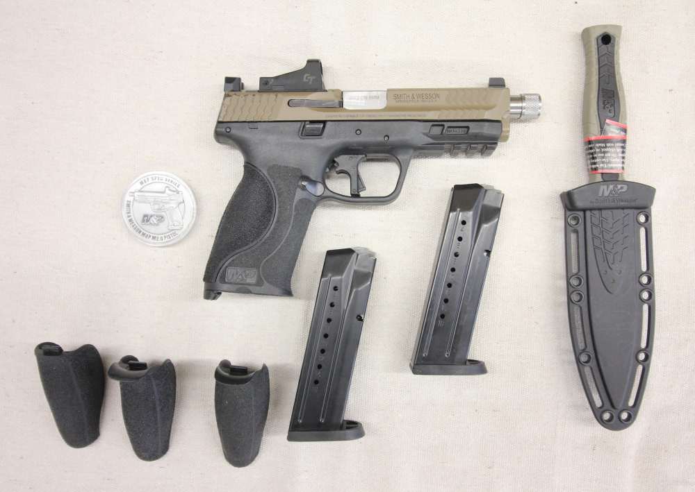Smith & Wesson M&P 2.0 9mm Flat Dark Earth (FDE) Spec Series Kit, 4.6" -img-1