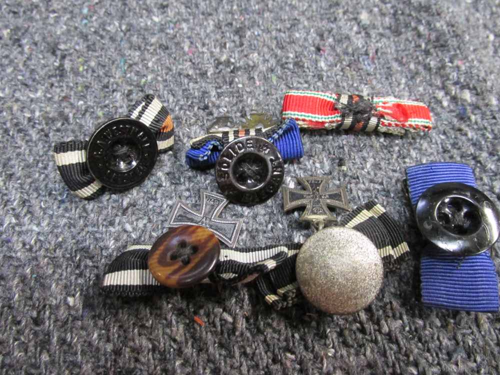 6-ORIGINAL WWI/WWII GERMAN BUTTONHOLE RIBBONS; WAR MERIT CROSS, IRON CROSS-img-6