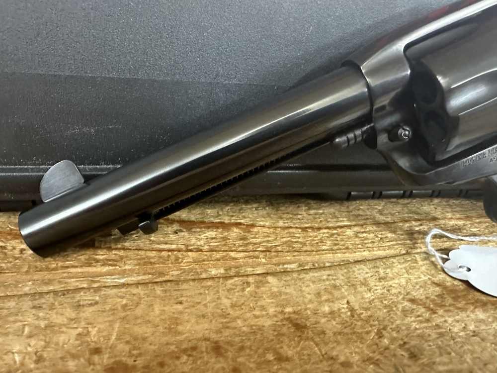 Ruger Vaquero 45 Colt 5.5" Barrel Fixed Sight Revolver 5101-img-3