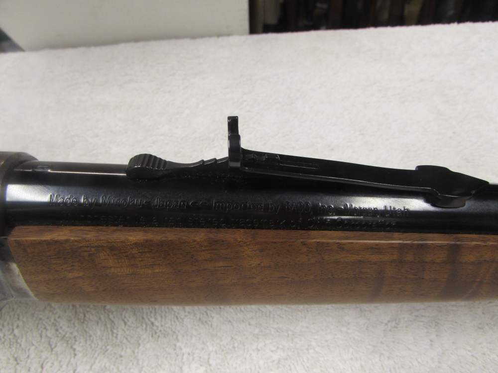 Winchester model 73  1873 Short Rifle GR3 44-40 win in box 534202140-img-19