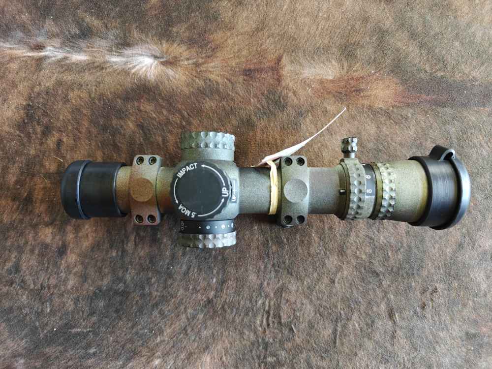 Nightforce NX8 1-8x24 F1 MOA with NF Unimount-img-4