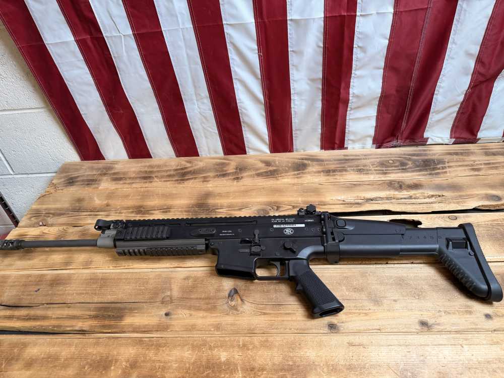 FN SCAR 16S Black 5.56 NATO Rifle – New Condition W/box-img-0