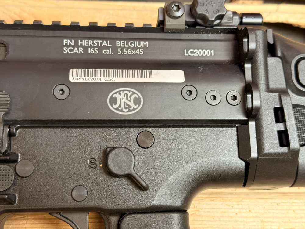 FN SCAR 16S Black 5.56 NATO Rifle – New Condition W/box-img-7