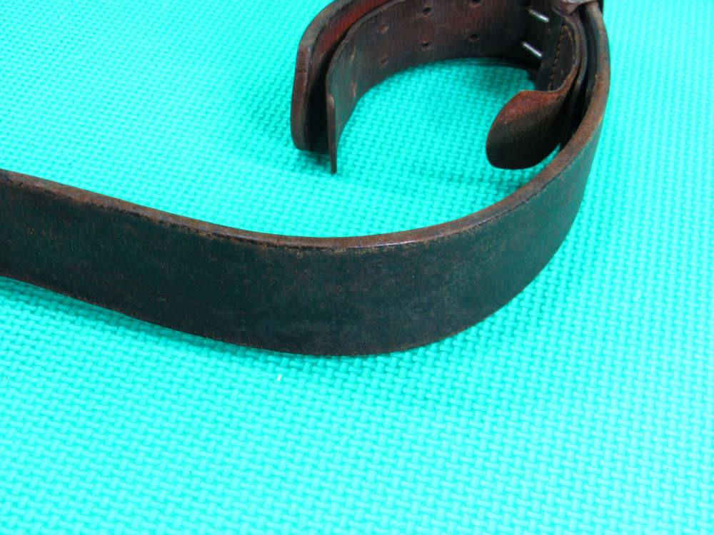 German WWII Army Belt Leather with Buckle Nice Condition "Gott Mit Uns"-img-4