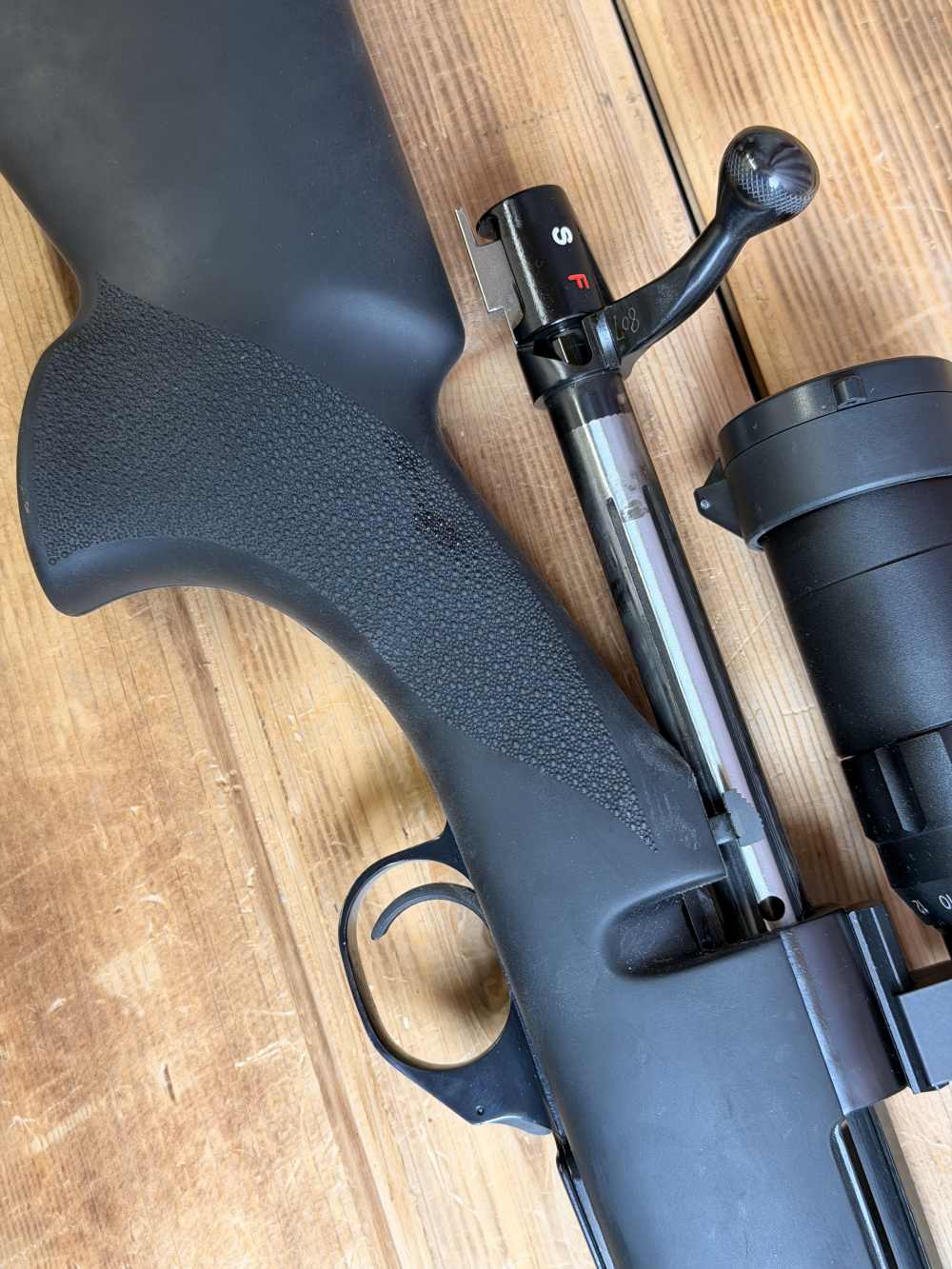 Weatherby Vanguard Synthetic Bolt Action Rifle 7mm Rem Mag w/ Primary Arms -img-9
