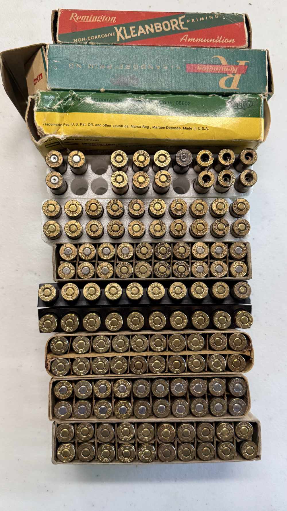 135 pieces of 35 Rem Remington (126) ammo handloads and (9) 2x fired brass-img-0