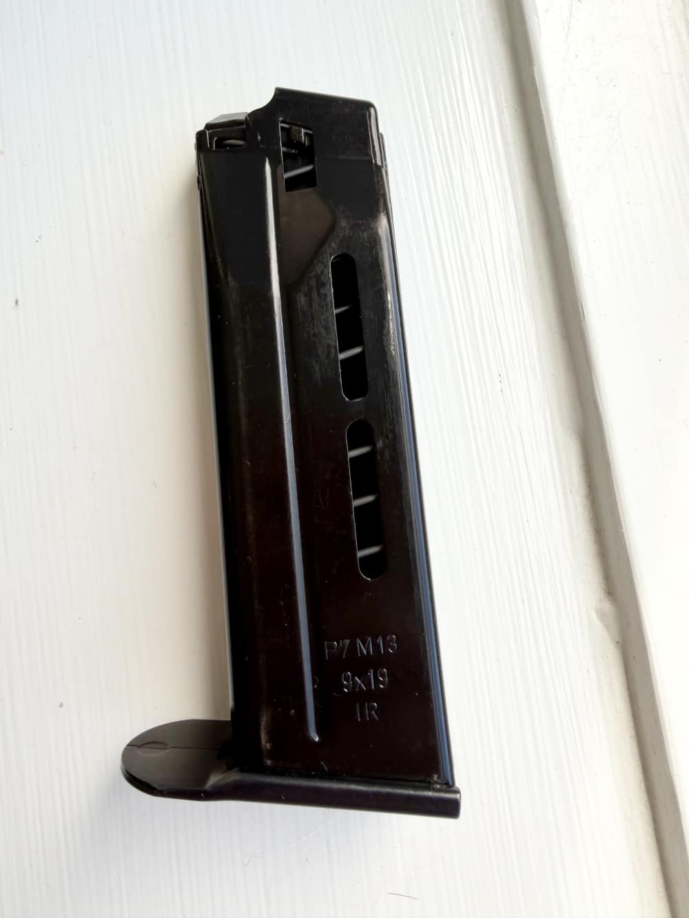 Heckler and Koch HK P7 M13 9mm 13 RD Magazine Assembly-img-0