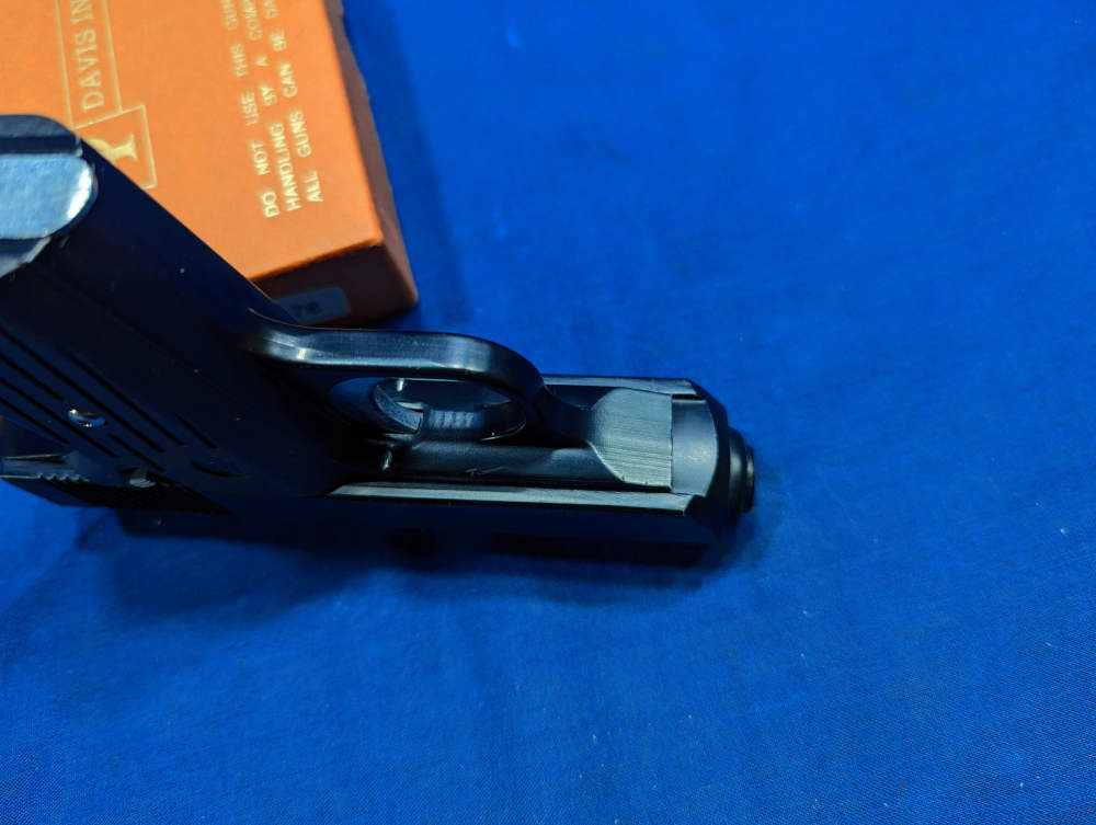 PRISTINE Davis Industries P-380 .380 ACP - Original Box, Paperwork, & Mag-img-10