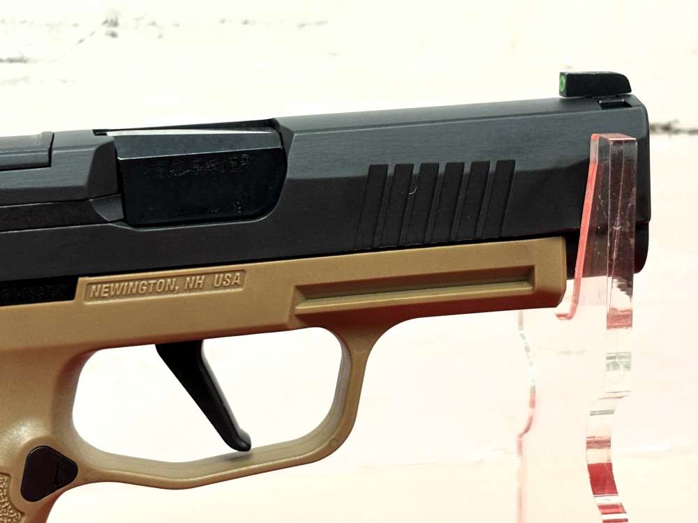 Factory New Sig P365XL 9mm Mag & Holster Combo Two Tone Coyote No Reserve!-img-10