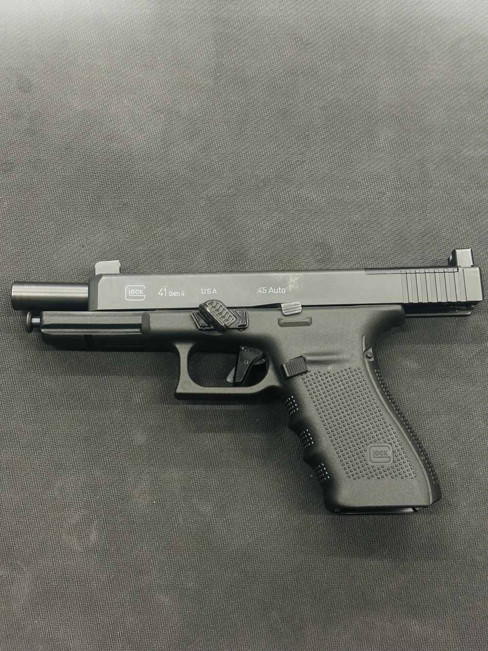 Glock 41 gen 4 45 acp threaded barrel and gas pedal-img-1