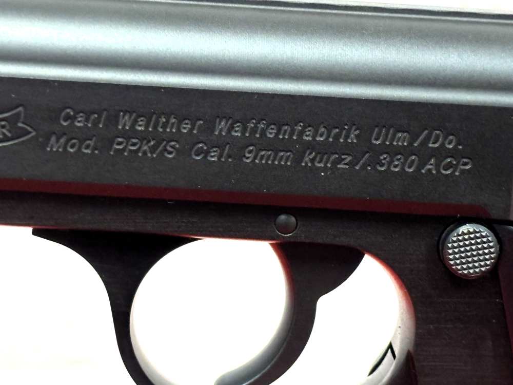 Factory New Walther PPK/S Black .380ACP Pistol No Reserve!-img-1