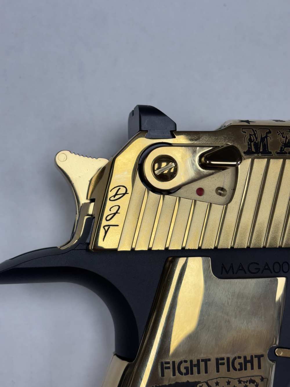 MAGNUM RESEARCH TRUMP “MAGA” EDITION 50AE 6 INCH. NO RESERVE -img-3