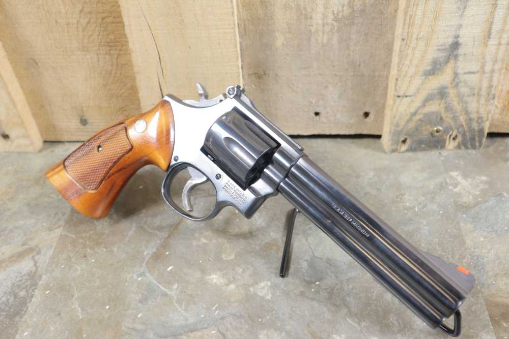Gorgeous Smith & Wesson Model 586 No Dash .357Mag Penny Bid NO RESERVE-img-3