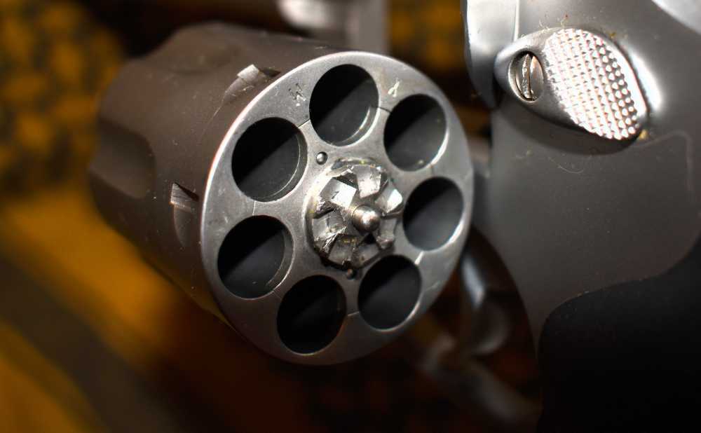 Taurus Tracker 627 6 Inch Barrel Handgun Hunter .357 Mag 7 Shot Old Model-img-5