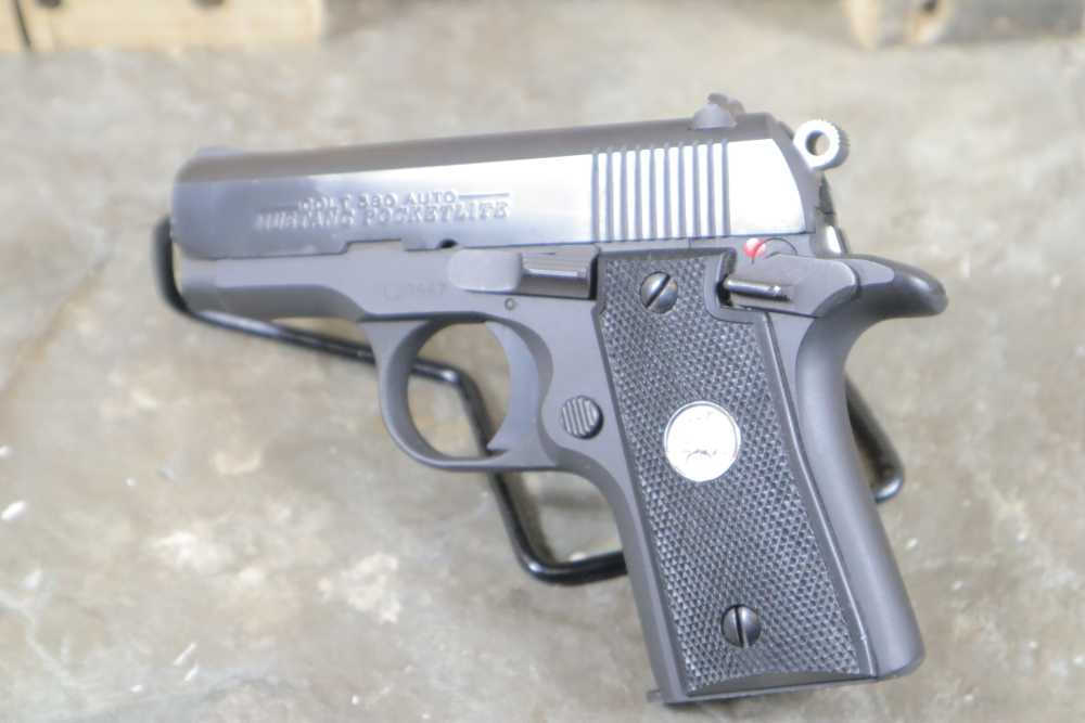 Beautiful Colt Mustang Pocketlite .380ACP Penny Bid NO RESERVE-img-5