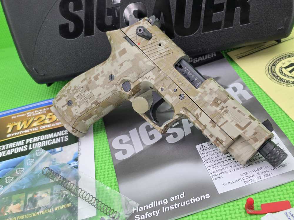 RARE SIG SAUER * DESERT DIGITAL CAMO * MOSQUITO MOS-22-DD-TB 22 LR THREADED-img-11