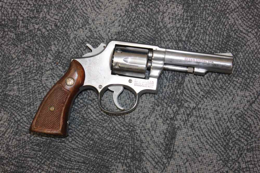 Pre-Lock Smith & Wesson model 64-1 pinned barrel revolver! Free Shipping!-img-4
