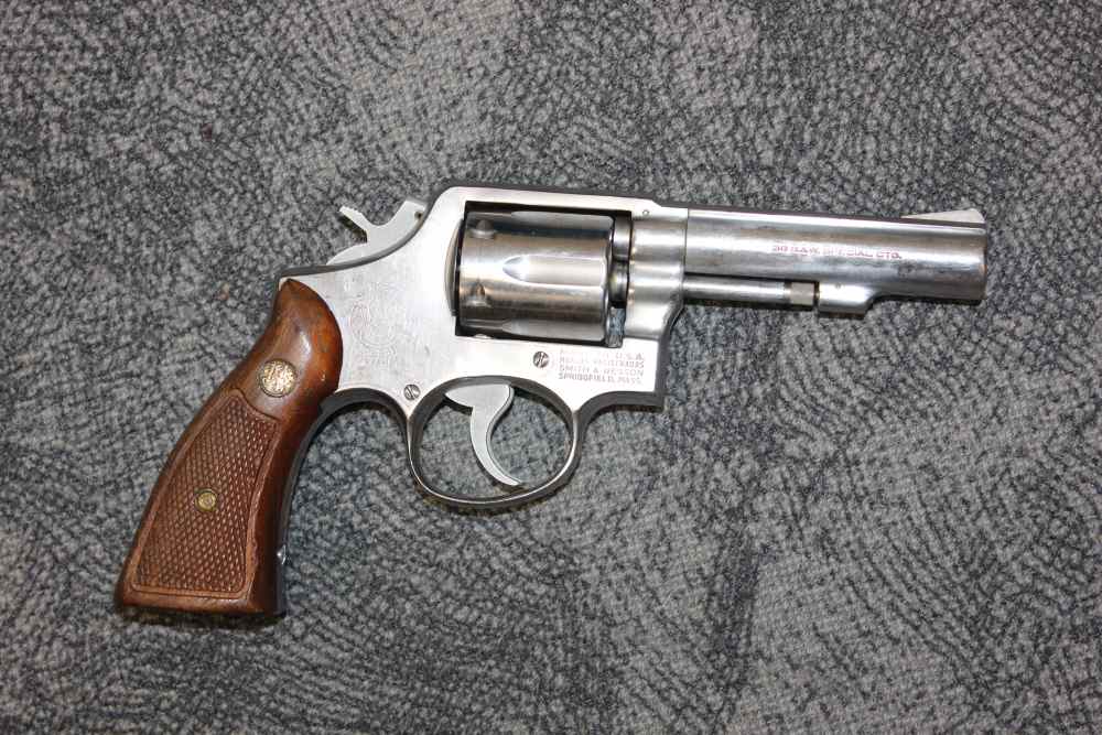 Pre-Lock Smith & Wesson model 64-1 pinned barrel revolver! Free Shipping!-img-5