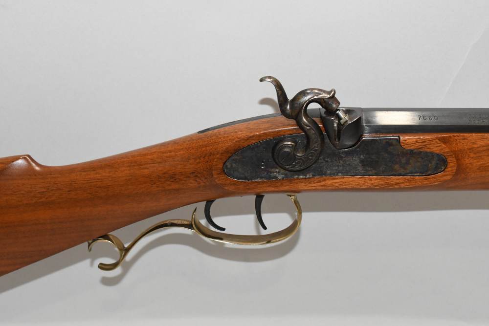 Wonderful Thompson Center T/C Cherokee .32 Cal Black Powder Muzzle Loader  -img-3