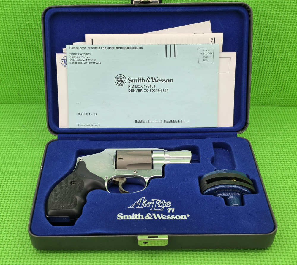 S&W SMITH & WESSON 332 Ti AIRLITE TITANIUM 32 H&R MAG MADE 1999 ONLY + BOX -img-2