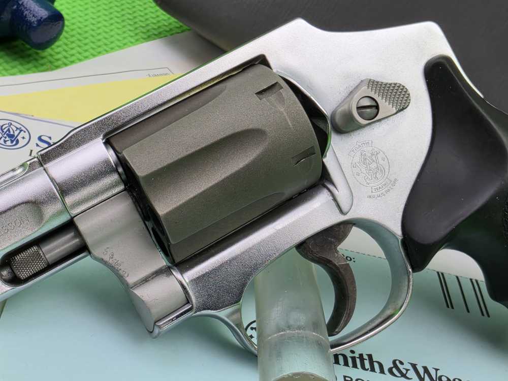 S&W SMITH & WESSON 332 Ti AIRLITE TITANIUM 32 H&R MAG MADE 1999 ONLY + BOX -img-5