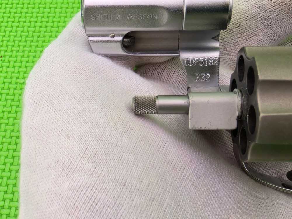 S&W SMITH & WESSON 332 Ti AIRLITE TITANIUM 32 H&R MAG MADE 1999 ONLY + BOX -img-16