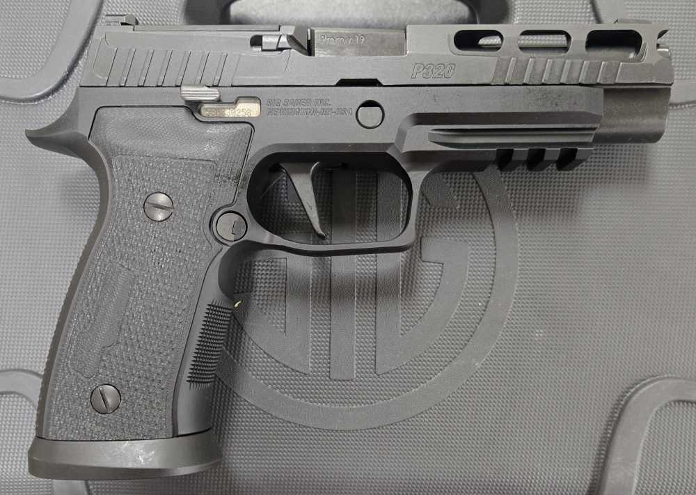 Sig Sauer 320 AXG Pro 9mm 4.7" barrel NIB -img-1